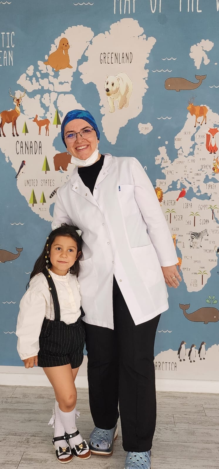 Adana’da Çocuk Diş Sağlığında Güvenin Adı: Uzman Çocuk Diş Hekimi Arzu SOYGUN